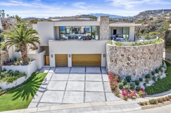 Custom home builder in Querencia