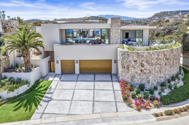 Custom home builder in Querencia