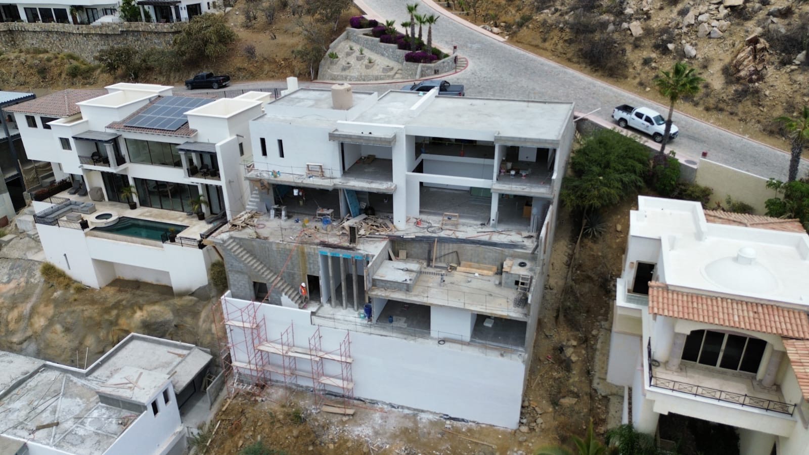 Custom Home Builder in Pedregal