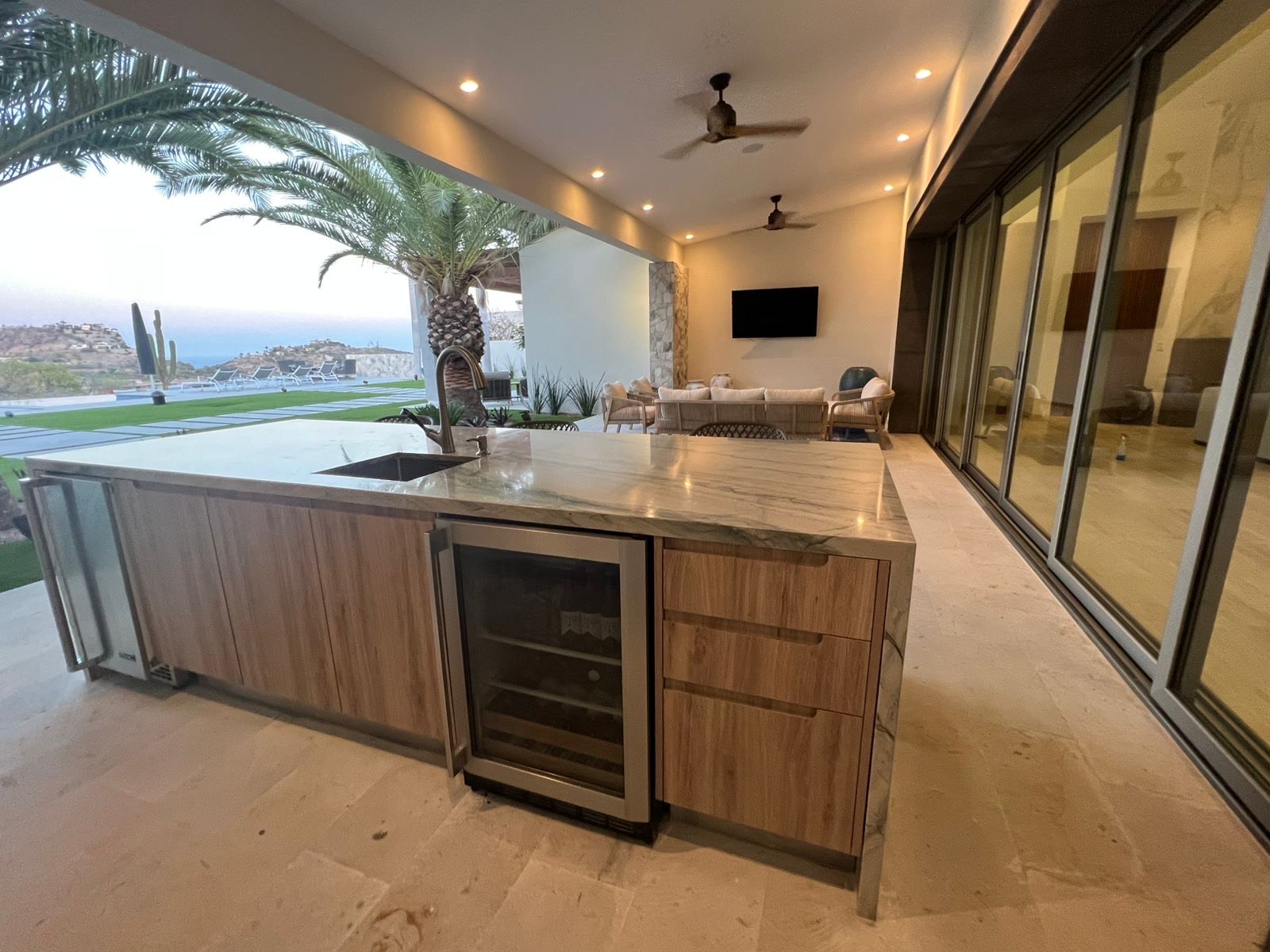 Modern Luxury Home Design In Los Cabos